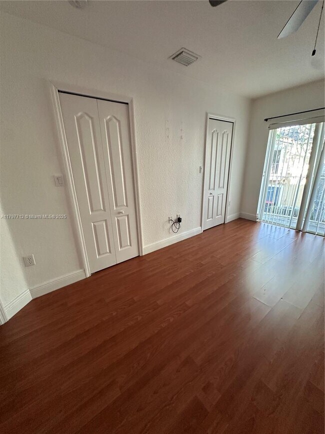 Building Photo - 3181 SW 129th Ave