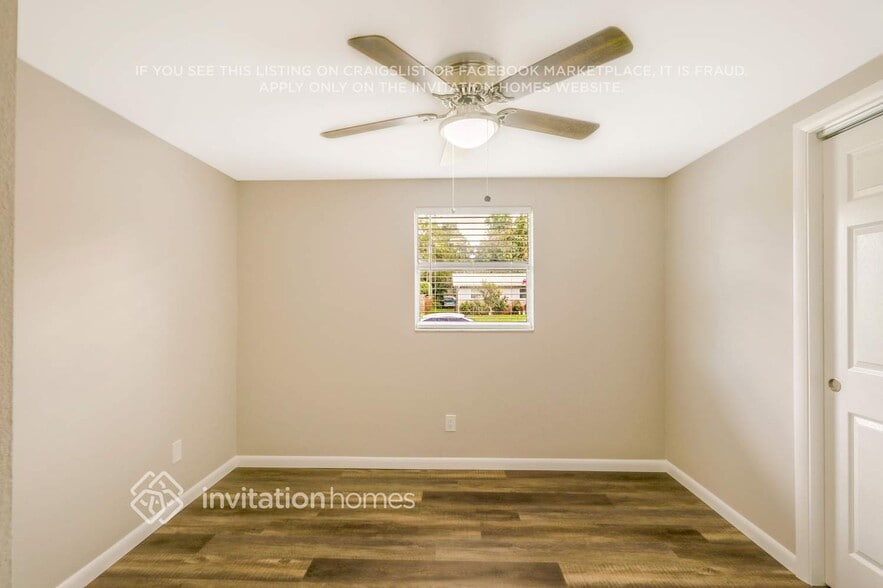 Building Photo - 210 Paka Ct