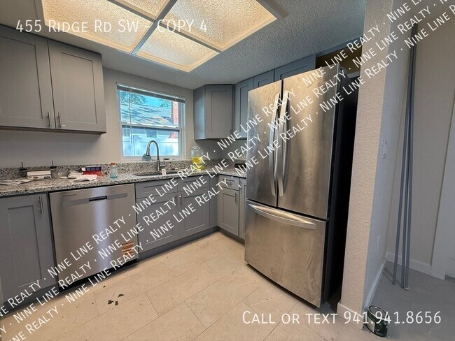 Building Photo - 455 Ridge Rd SW