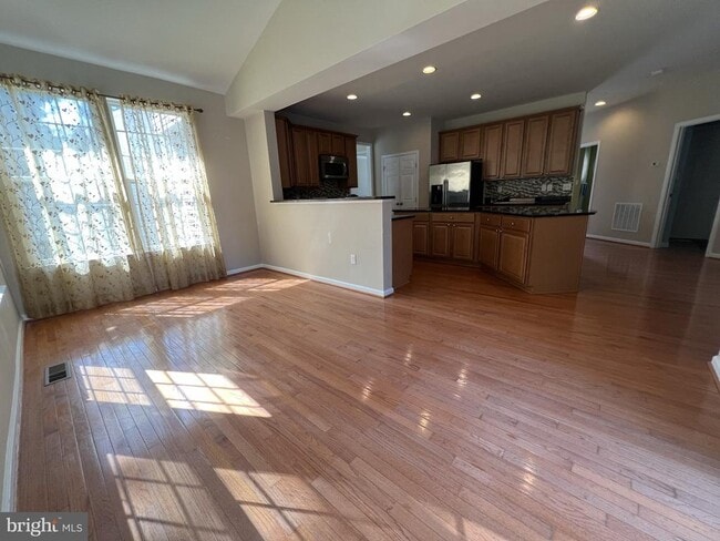 Building Photo - 4511 Nightingale Ct