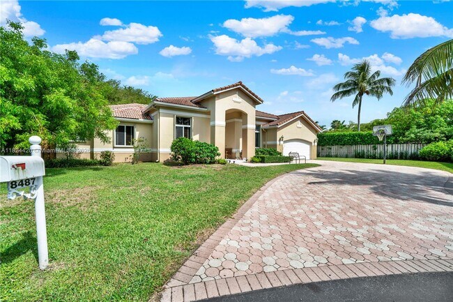 Primary Photo - 8487 SW 138th Terrace