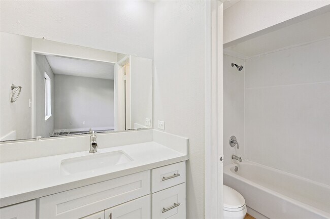 Building Photo - 17310 Nordway Dr
