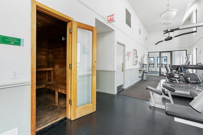 Building Photo - 401 E Ontario St