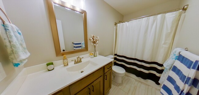 Building Photo - 3D TOUR + BEAUTIFUL HOME + 3 Car Garage + Fenced In Yard! Available July 3rd!