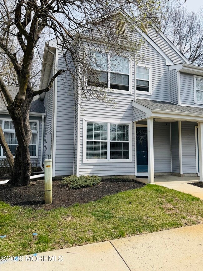 Building Photo - 401 Hampton Ct