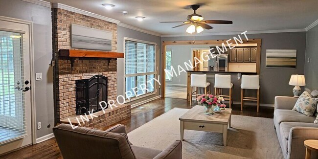 Building Photo - 7701 Elizabeth Way Dr