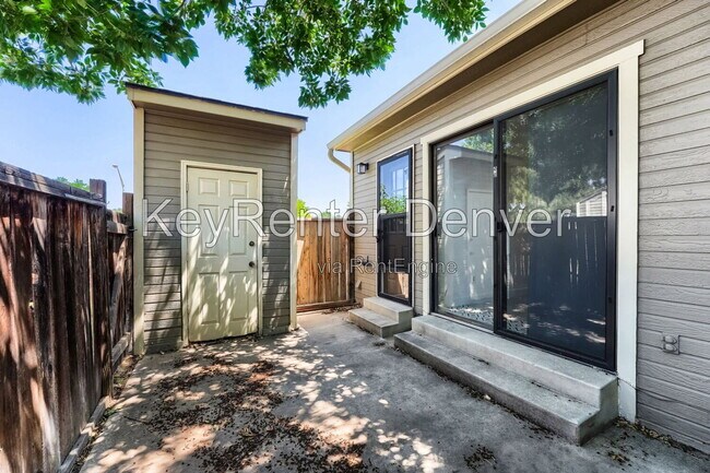 Building Photo - 4603 S Fraser Ct