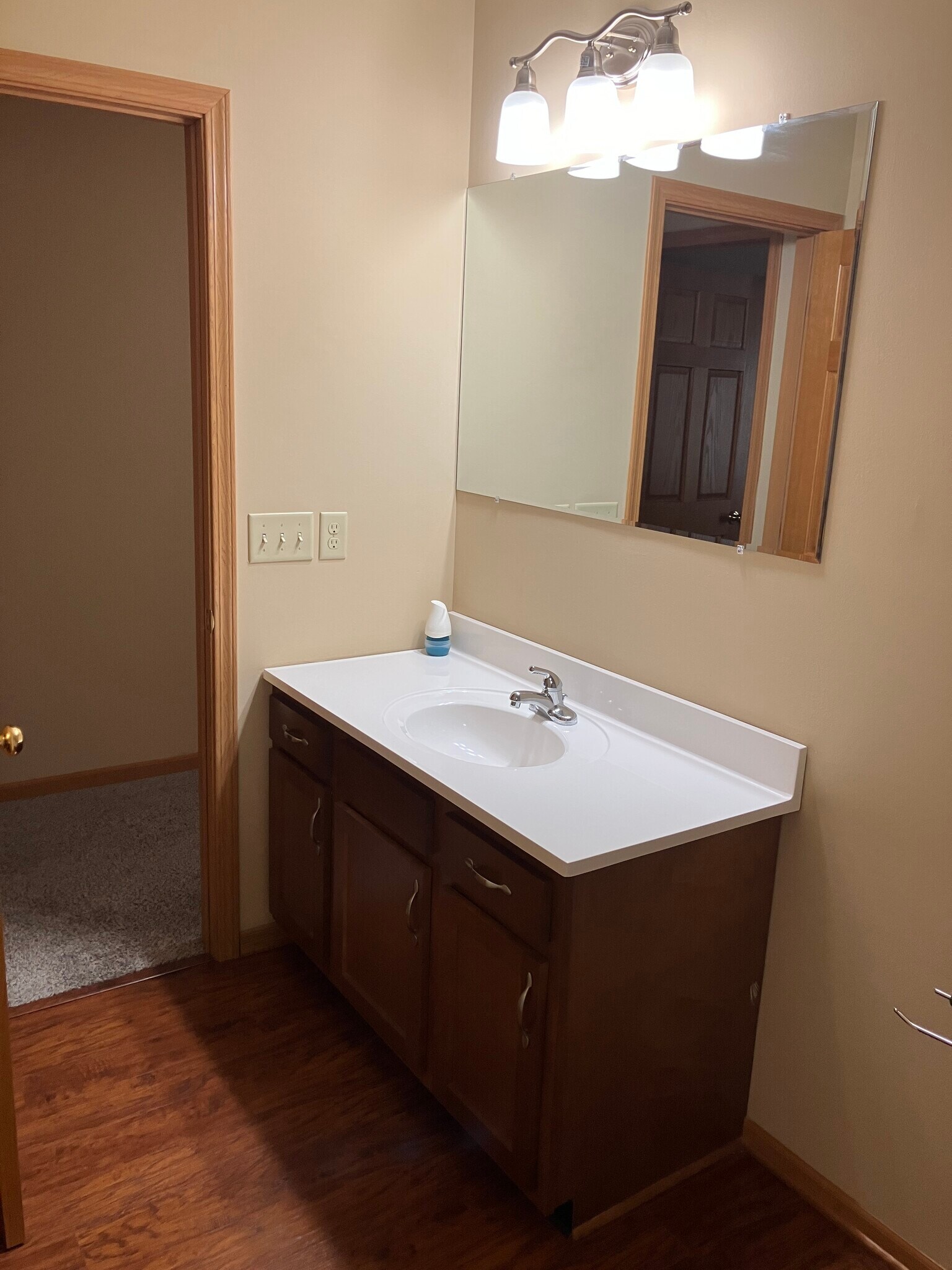 Building Photo - 1046 Laurel Tree Ct