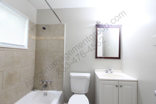 Building Photo - New on The Market!!  Convenient Location!!