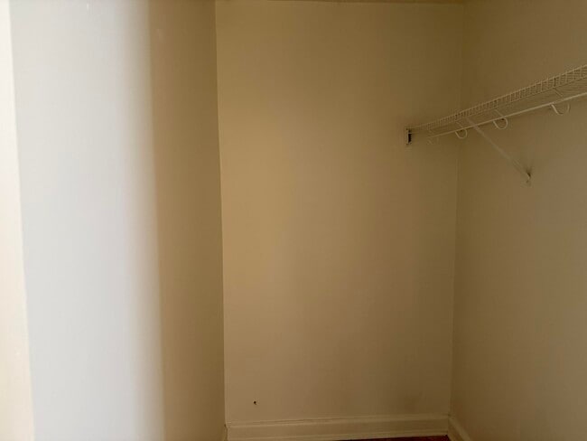 Building Photo - 2229 Faber St