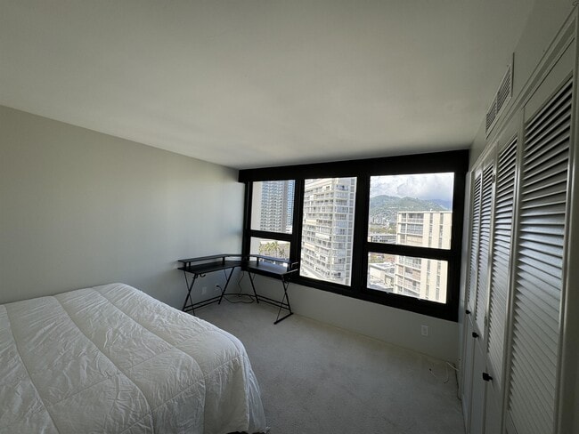 Building Photo - 1650 Ala Moana Blvd