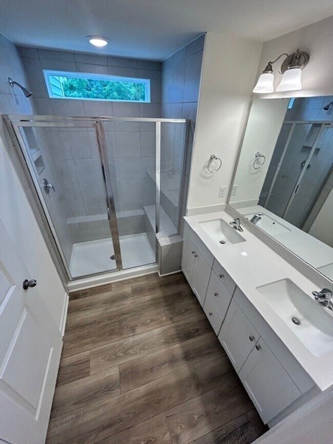 Building Photo - Your New Home Awaits — Enjoy 1 Month FREE at Arbor Mill