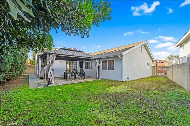 Building Photo - 5402 Anthony Ave