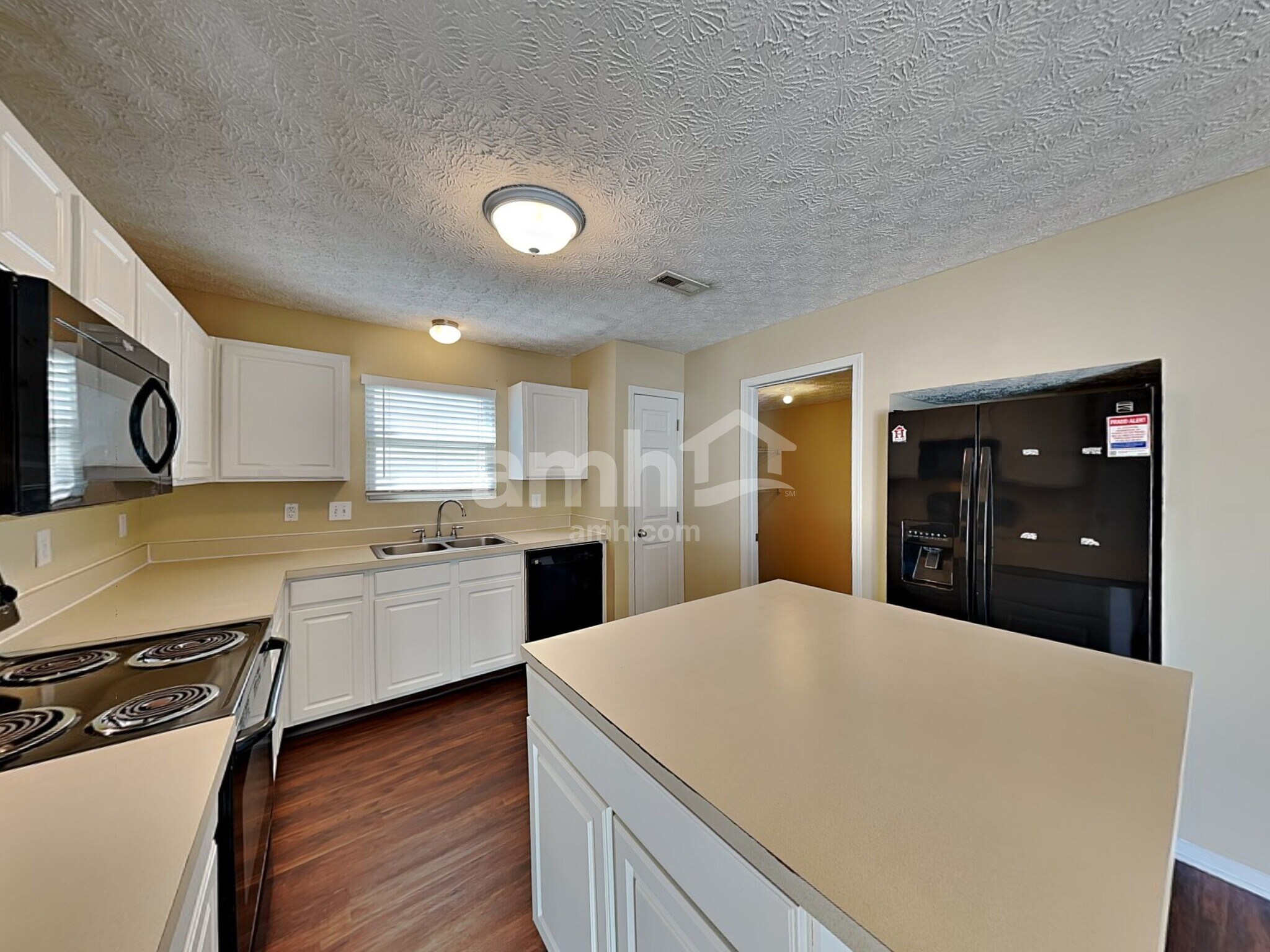 Building Photo - 5979 Haydens Crossing Blvd