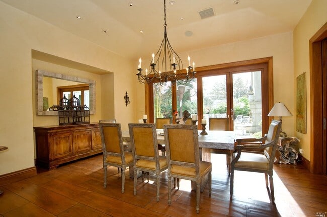 Building Photo - 1571 Silver Trail