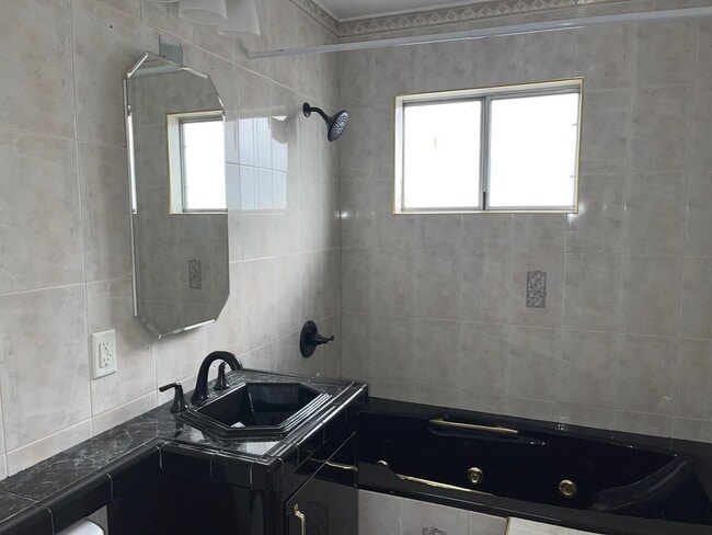 Building Photo - 5-Bedroom Carson 2-Story Home