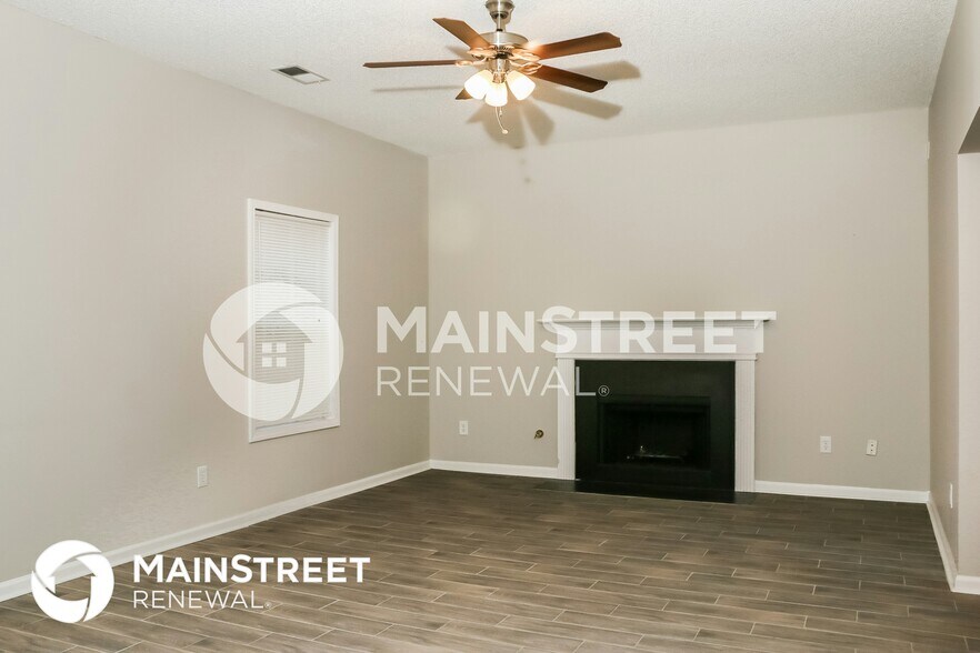 Building Photo - 50 Pebble Crossing