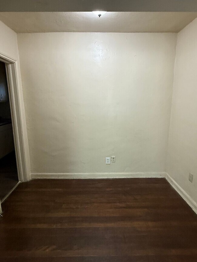 Building Photo - 20 Muscogee Dr