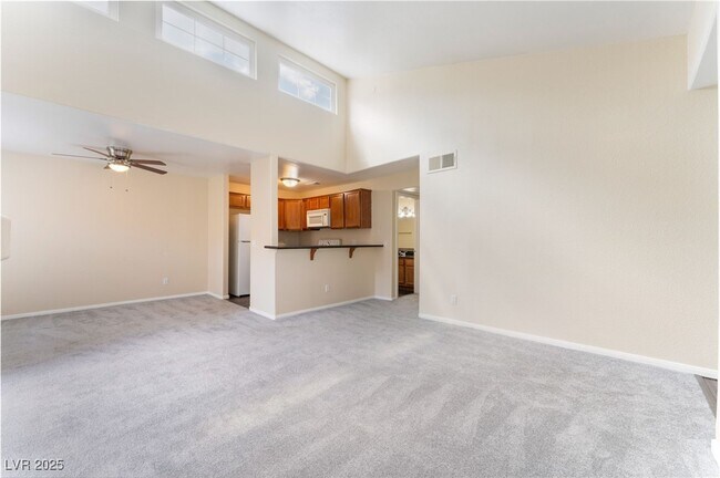 Building Photo - 3145 E Flamingo Rd