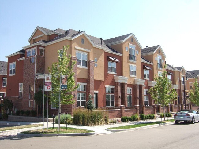 Building Photo - AVAILABLE NOW!  2BR/2.5BA High-End Townhom...
