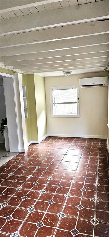 Building Photo - 2417 3rd Ave N