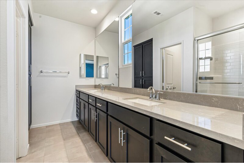 Building Photo - 5418 San Virgilio