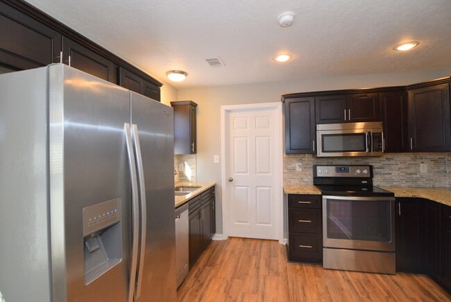 Building Photo - Granite - Stainless Steel - Fireplace - Fe...