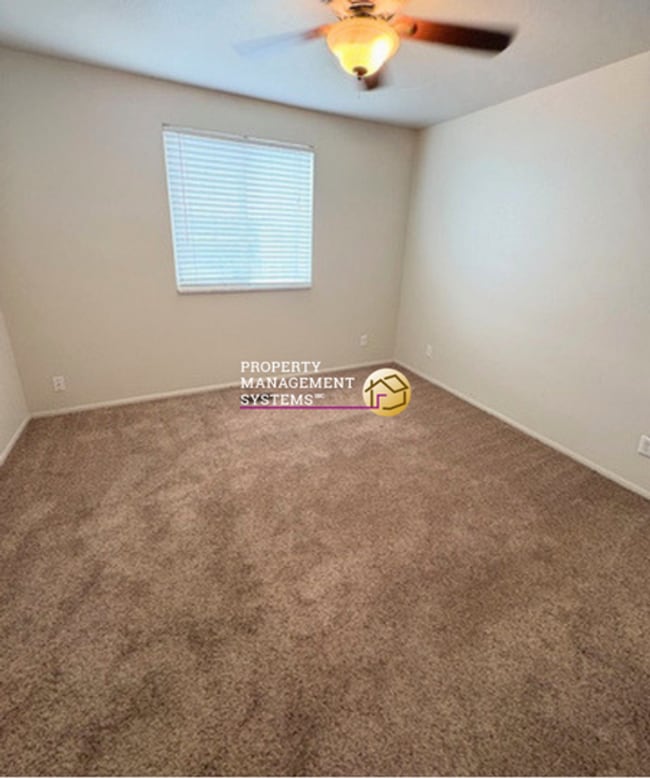 Building Photo - 4 Bedroom Home in Taylorsville!