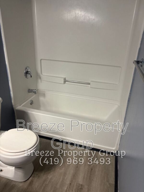 Building Photo - 2983 Megan Cir