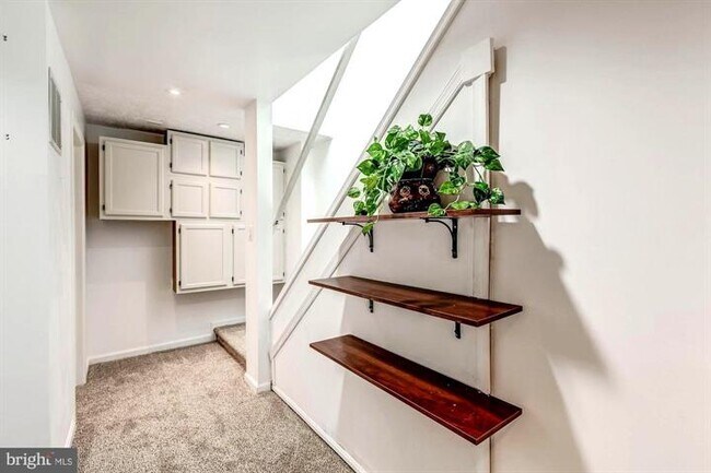 Building Photo - 13676 Barren Springs Ct