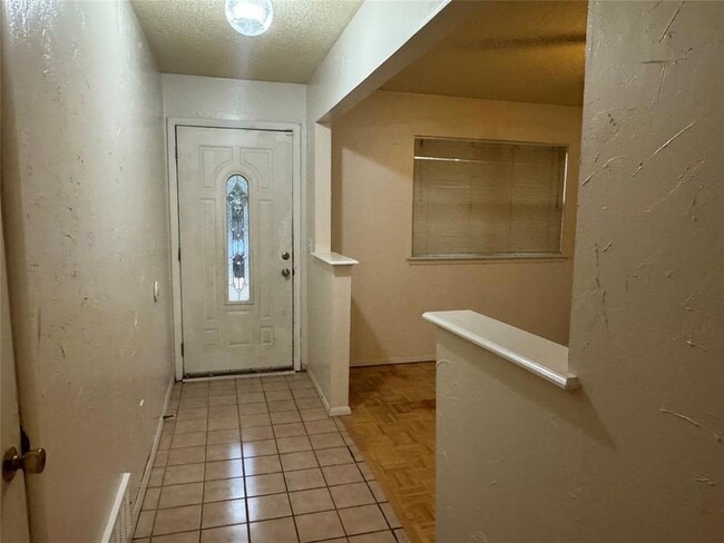 Building Photo - 8224 NW 28th Terrace