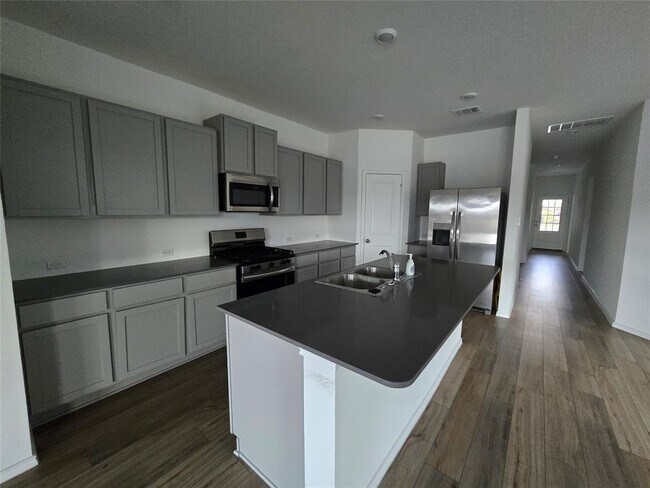 Building Photo - 2516 Four Waters Lp