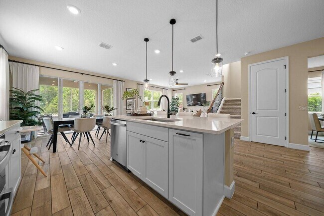 Building Photo - 3916 Southern Vis Lp