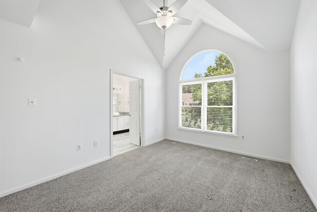 Building Photo - 46733 Woodmint Terrace