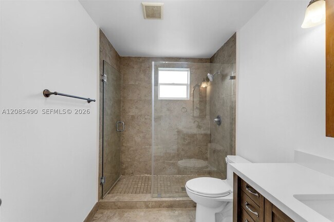 Building Photo - 5629 SW 7th St