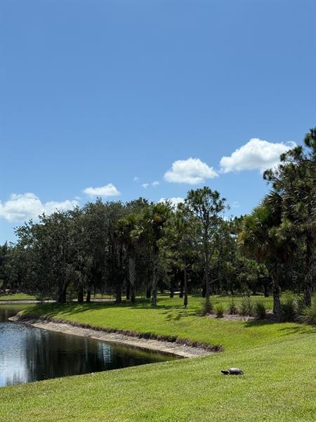 Building Photo - 187 SE Via Sangro