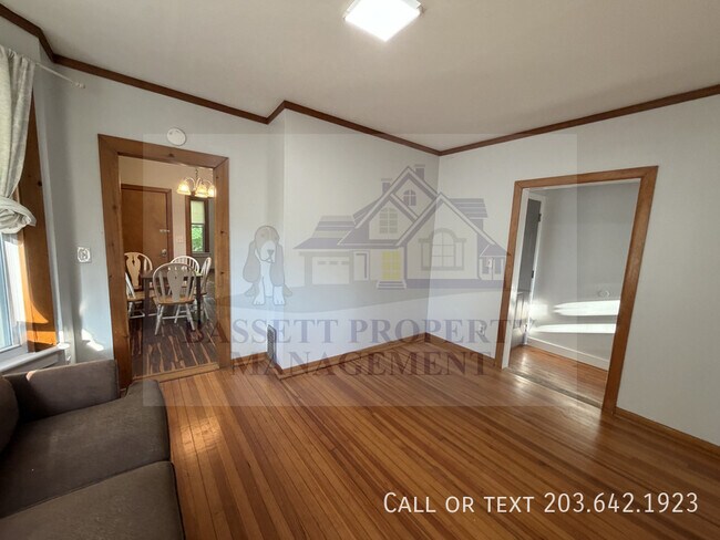Building Photo - 538 2nd Ave