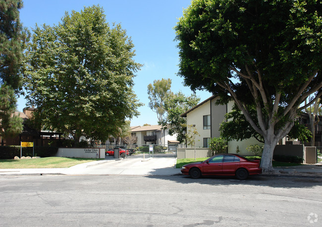 Building Photo - Cedar Glen Apartments