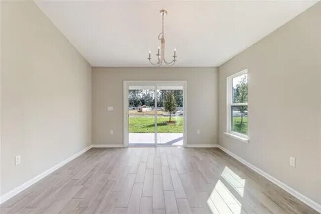 Building Photo - Beautiful 4-Bedroom Home in Gated Communit...