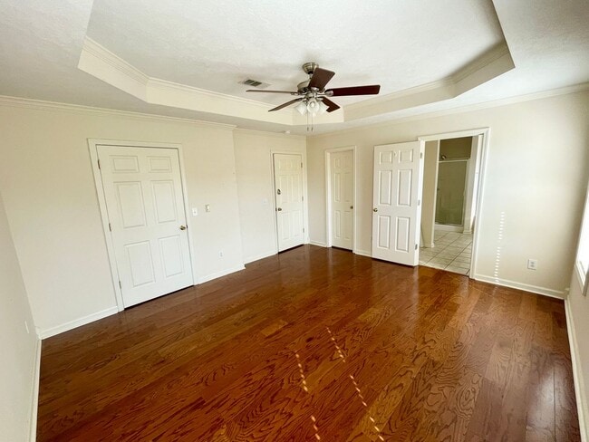Building Photo - 311 Longleaf Dr