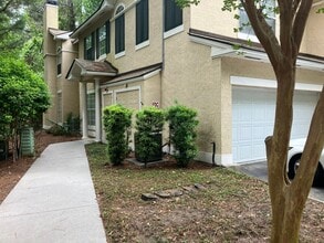 Building Photo - 3 BR / 2 BA at the Preserve