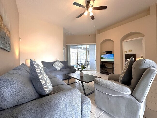 Building Photo - 160 Minniehaha Cir