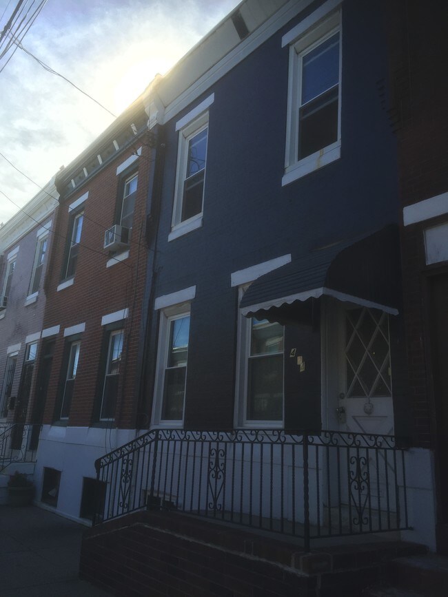 Building Photo - 424 McKean St