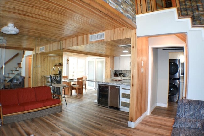 Building Photo - 30 Putters Point W