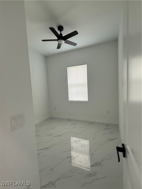 Building Photo - 432 Piper Ave