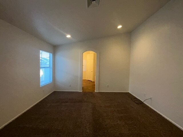 Building Photo - 7125 Overhill Ave