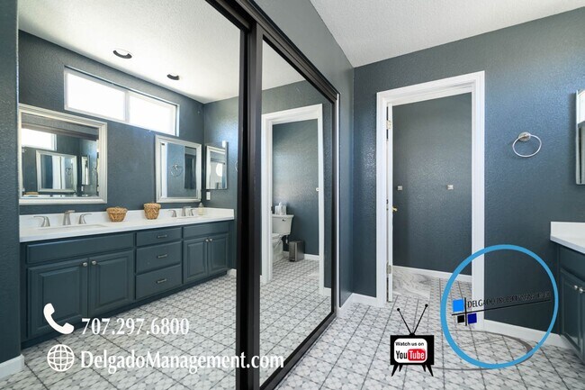 Building Photo - 463 Jade Cir