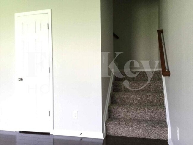 Building Photo - 2803 Stephen Oaks Way