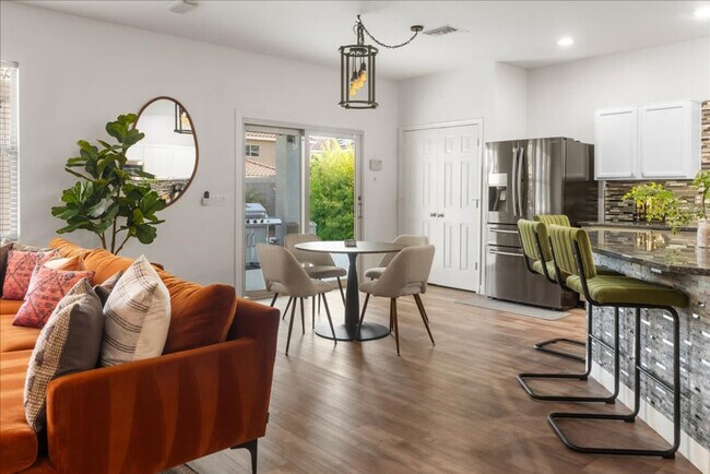 Building Photo - 10617 W Adela Dr.