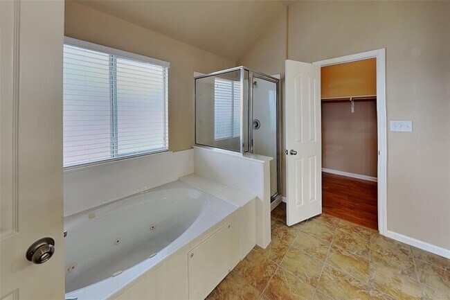 Building Photo - 5301 Cypress Ranch Blvd